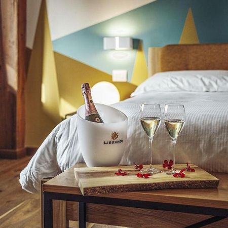 Chalet Lago Таверна Екстер'єр фото